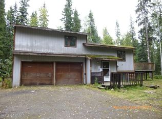 3174 Storey Dr, North Pole, AK 99705