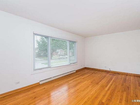 5th image of 1608 Boeger Ave