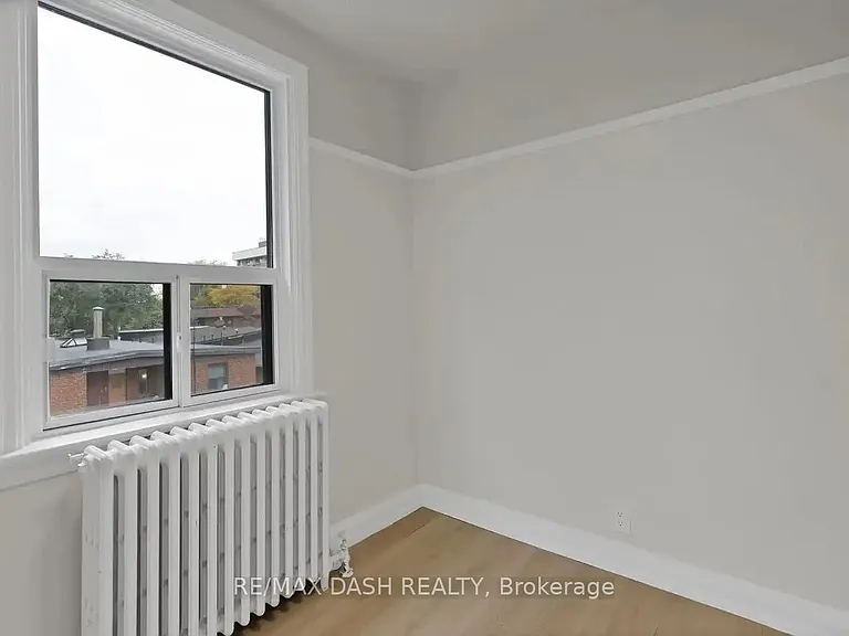 50 Raglan Ave #5 — Photo 11
