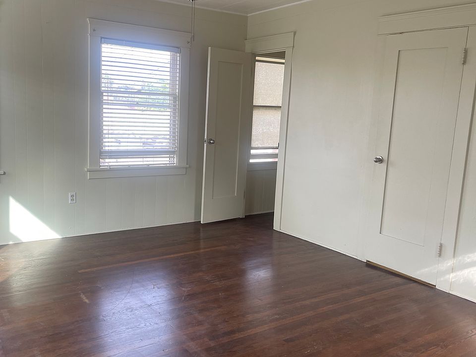 1st image of 2528 1/2 Madison Ave