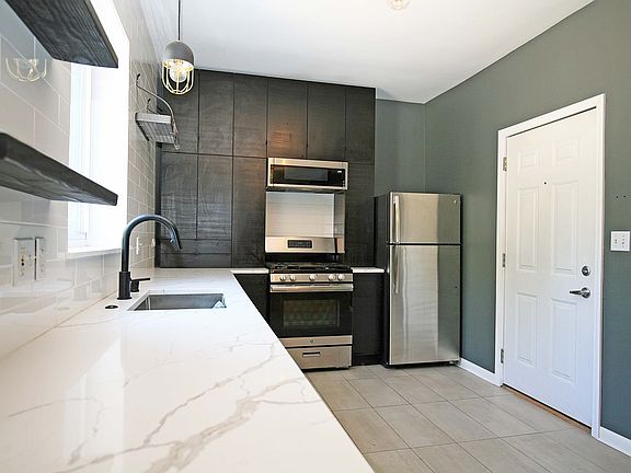 5th image of 2229 N Kimball Ave APT 1E