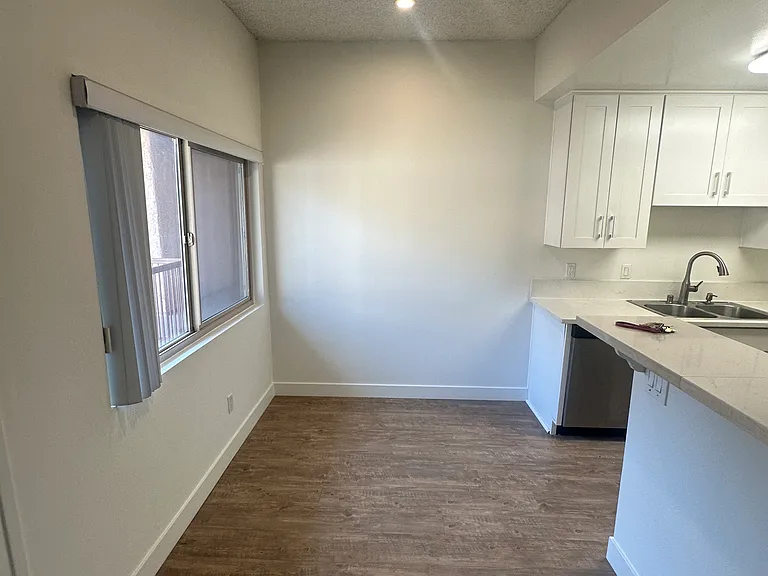 11045 Fruitland Dr #207 — Photo 14