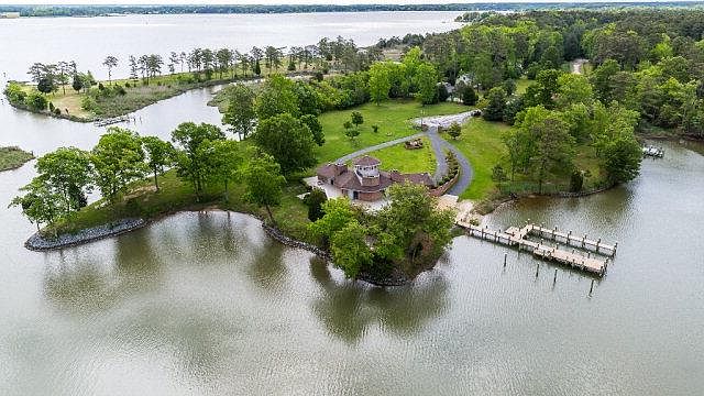 1st image of 159 Albatross Ln