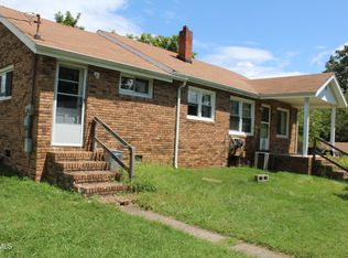 5909 Roseberry Rd, Kingsport, TN 37660