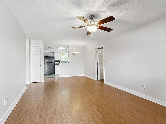 2nd image of 1872 Sugar Mill Dr