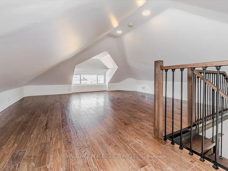 97 Glenmorris St — Photo 31
