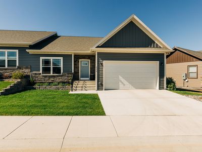 2174 Skyview West Dr, Sheridan, WY, 82801