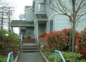 15 4th Ave #1 Photo 1