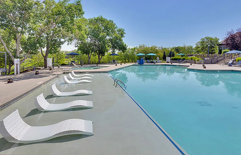 TAVA Waters Apartments — Photo 4