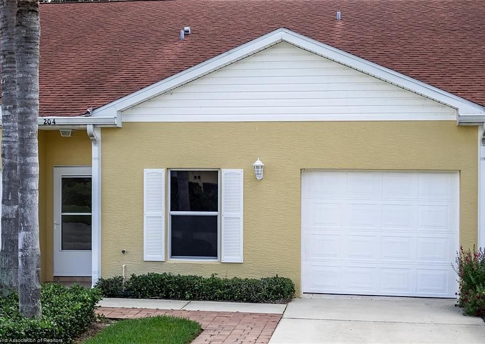 1st image of 204 Trafalgar Way
