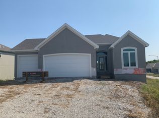 20917 W 189th St, Olathe, KS 66062