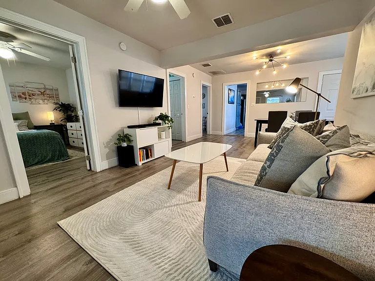 2235 1st Ave N #1 — Photo 7