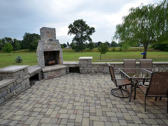2nd image of 1411 Waters Edge Dr