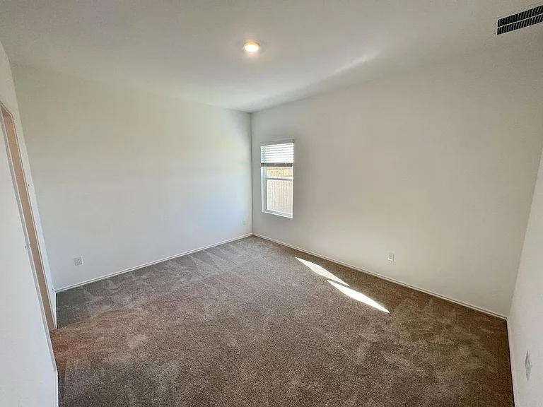 1127 Catfish Ln — Photo 28