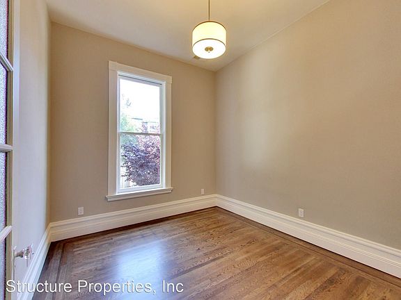 5th image of 137 Noe St