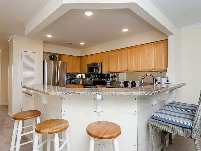 2514 N Lumina Ave #H — Photo 9