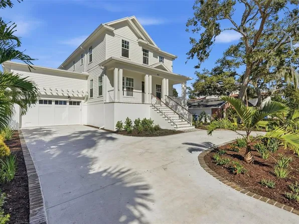 822 SNELL ISLE BOULEVARD NE, ST PETERSBURG, FL 33704