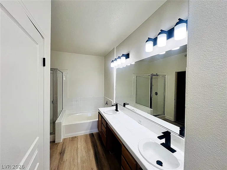 912 Duckhorn Ct #203 — Photo 21