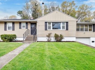68 Hearthstone Ter, Chicopee, MA 01020