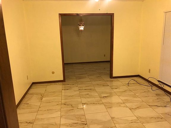 4th image of 2560 Burgundy Pl