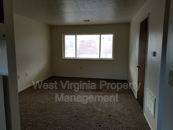 2nd image of 130 Elm St #4