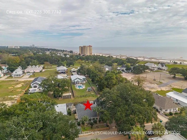 176 Markham Dr — Photo 23