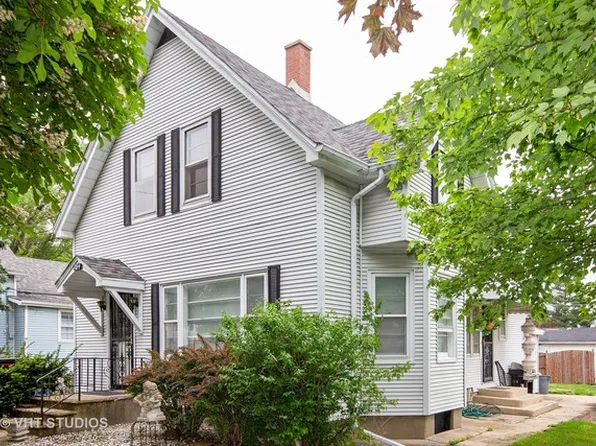 1014 Summit St, Joliet, IL 60435