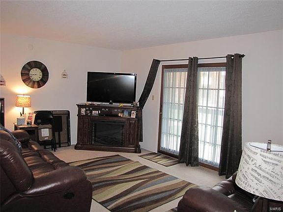 2nd image of 6840 Cottage Grove Ln APT B