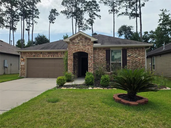 2103 Lost Timbers Dr, Conroe, TX 77304