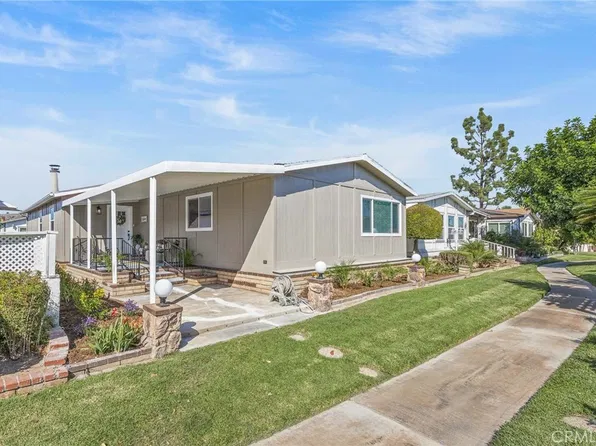 1352 Clear Lake Pl #71, Brea, CA 92821