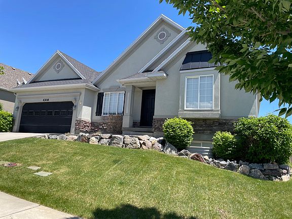 2nd image of 4308 N Chestnut Oak Dr