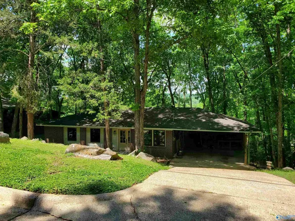 2025 Wooddale Dr NE, Huntsville, AL 35801