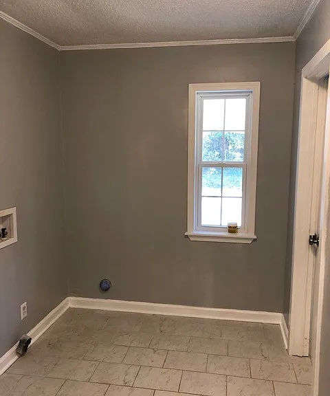 1259 W Bellewood Dr — Photo 14