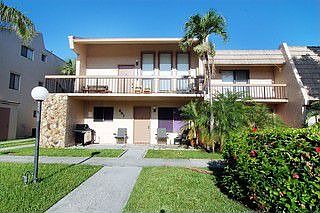Beautiful split level condo