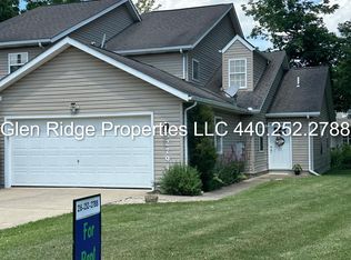 32794 Glen Dr, North Ridgeville, OH 44039