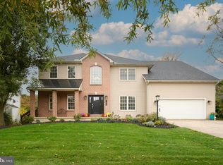 100 Lois Ln, State College, PA 16801