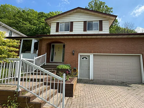 4 Trillium Ln #UPPER Photo 1