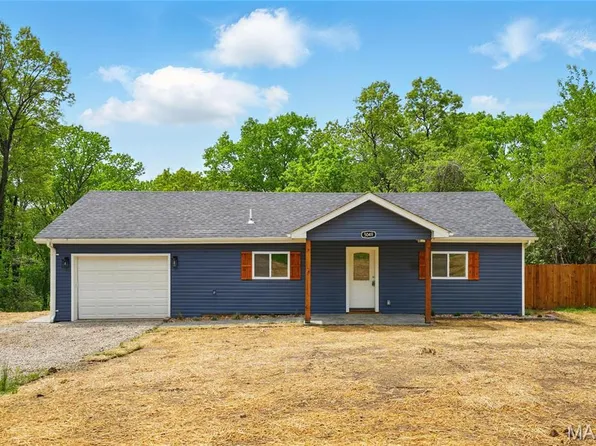 5049 Meadow Dr, Imperial, MO 63052