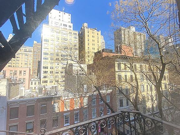 4th image of 236 E 78th St APT 5C