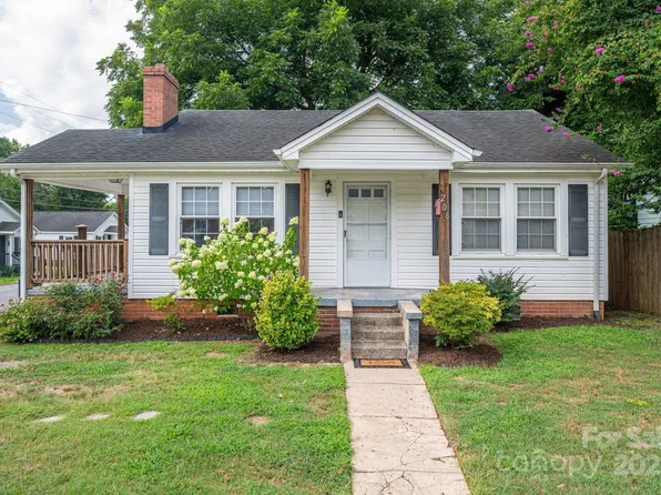 206 Sacco St, Belmont, NC 28012