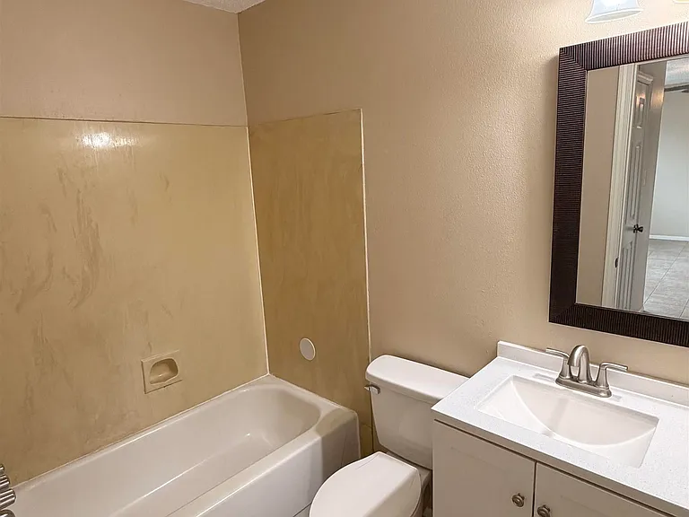 914 Hammond Manor Dr #C — Photo 11