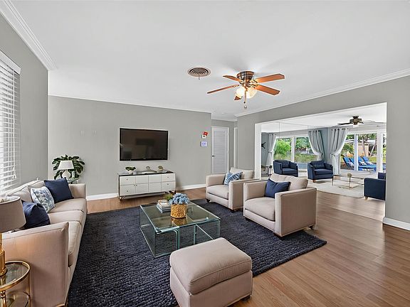 3rd image of 3440 NW 20 Avenue
