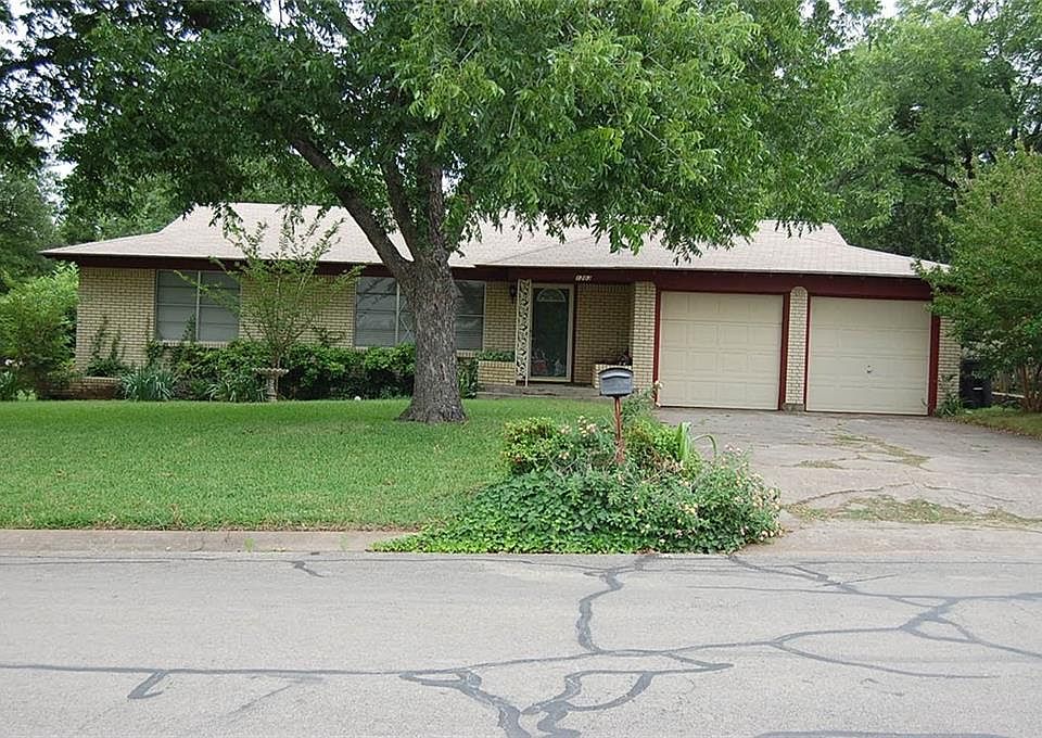 1st image of 1203 Wedgewood Dr