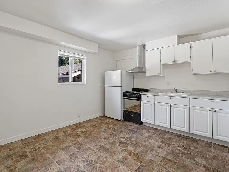 6045 NE Simpson St #6051-B — Photo 8