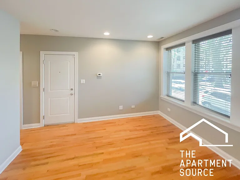 1636 W Grace St #1 — Photo 4