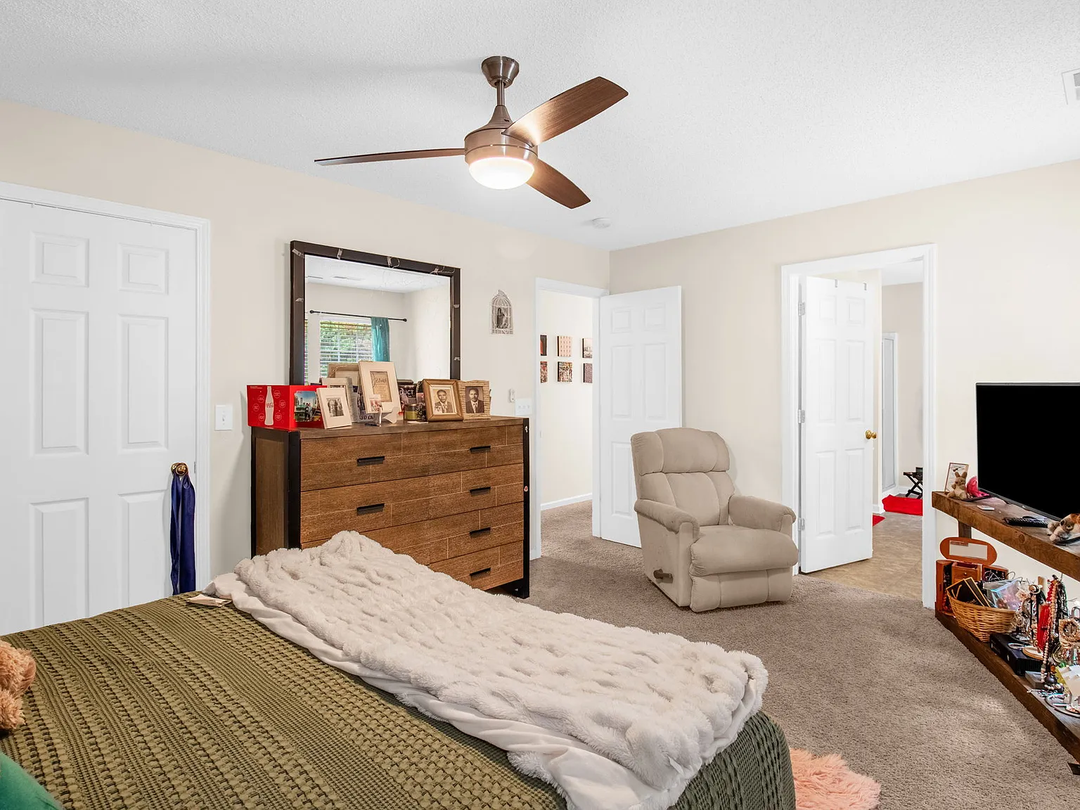 704 Peach Orchard Drive - 1 — Photo 2