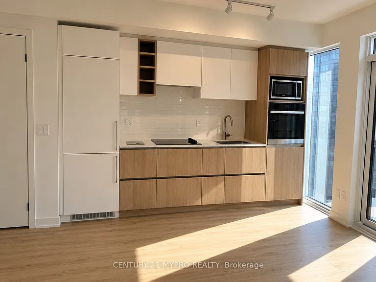 319 Jarvis St #905 — Photo 4