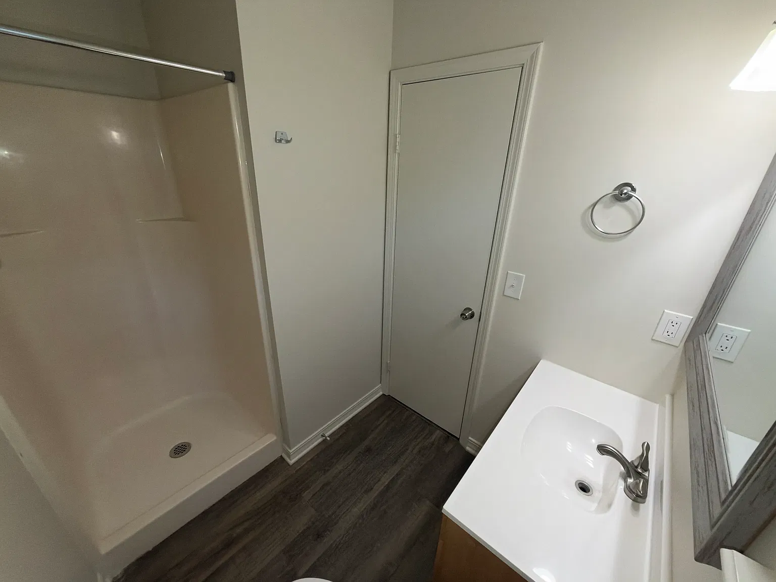 3 bed, 1116 sqft, $1,350 — Photo 2