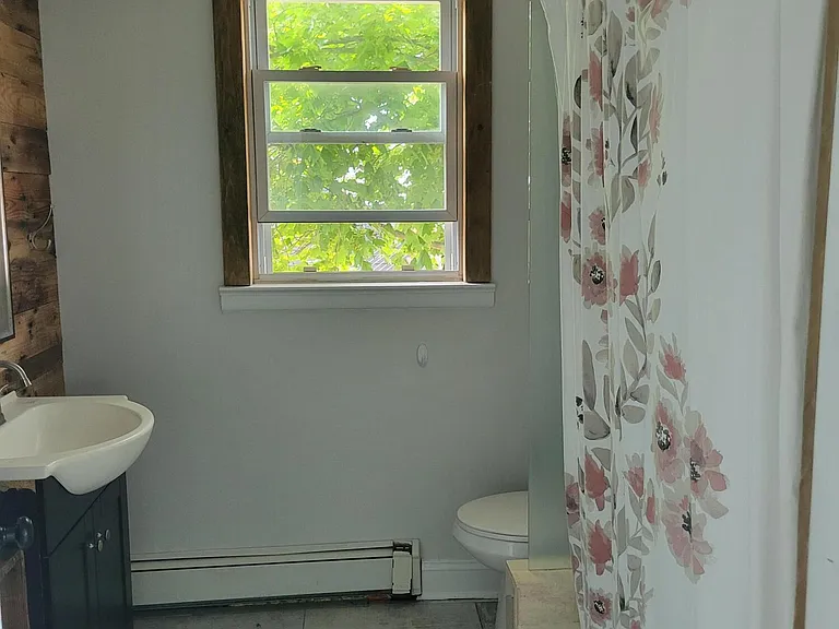 16 Cornwall St — Photo 14