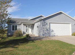 615 3rd St NW, Elgin, MN 55932